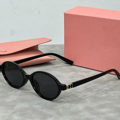 משקפי שמש MIU MIU